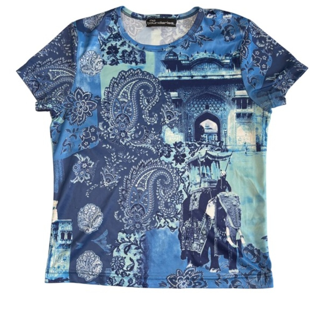 Vintage No Boundaries Blue Paisley Elephant Graphic Tee Short Sleeve Shirt Women